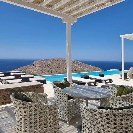 Ibti, 6 Bedrooms, 20m Private Pool Sea View * Galissas
