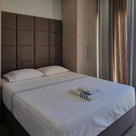 Ibti, 6 Bedrooms, 20m Private Pool Sea View Galissas