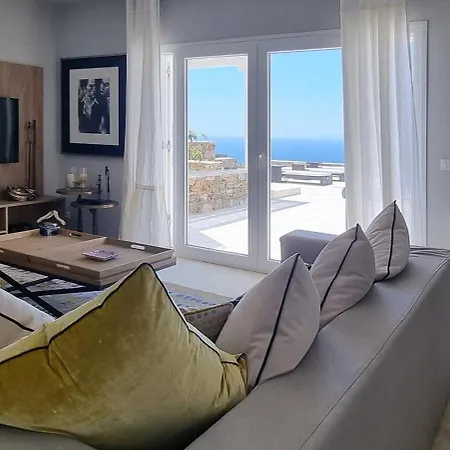 Ibti, 6 Bedrooms, 20m Private Pool Sea View * Galissas