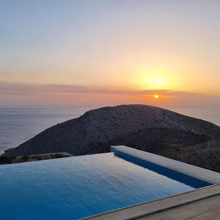 Ibti, 6 Bedrooms, 20m Private Pool Sea View Villa *